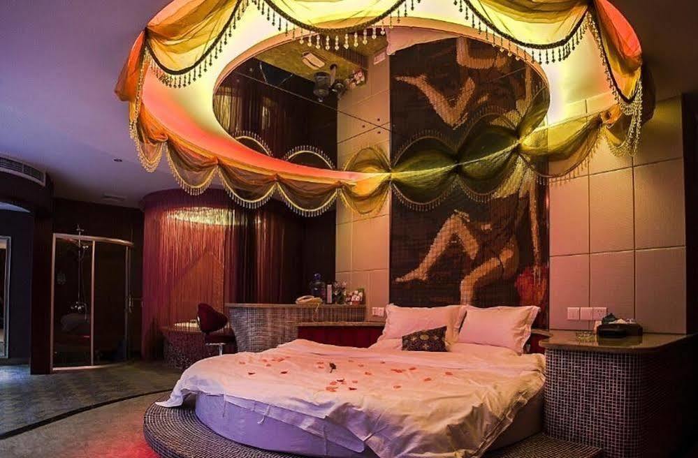 Chongqing Xinhao Theme Hotel Kültér fotó